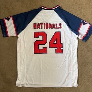 new Washington Nationals football jersey size large